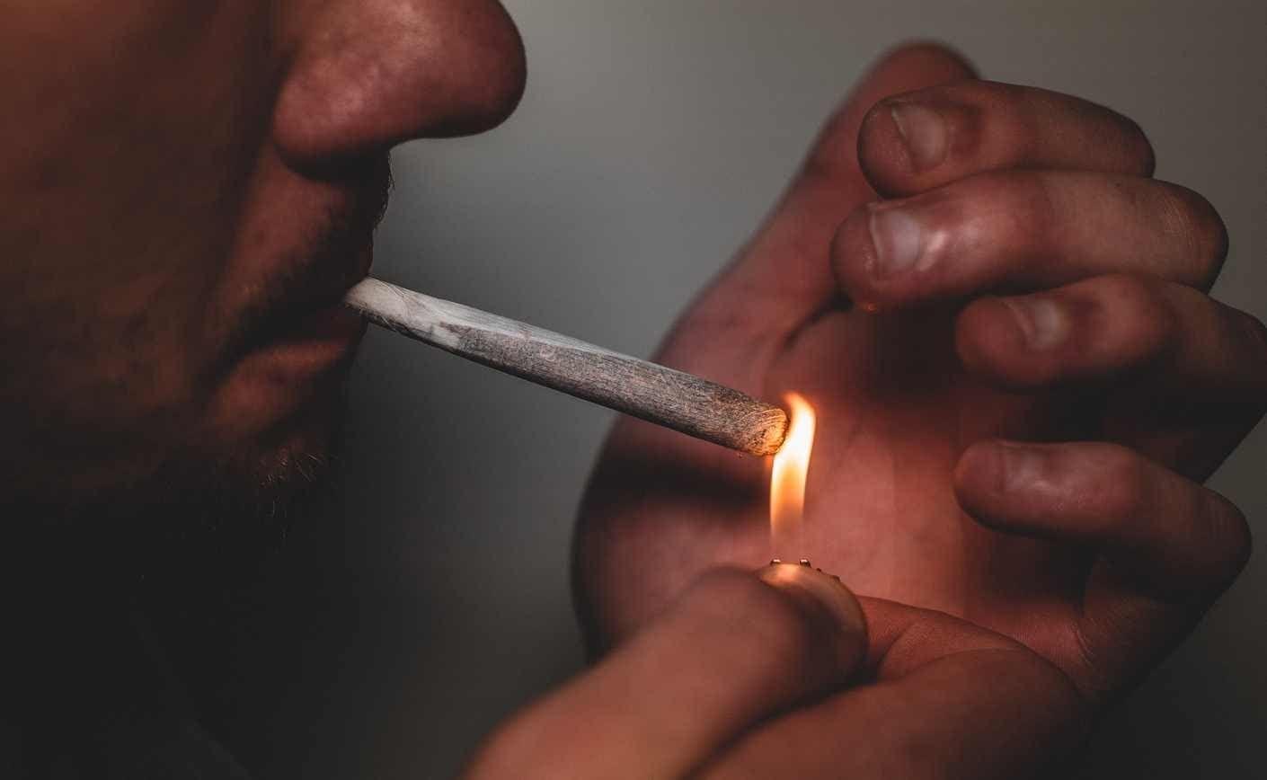 CBD-ul vă poate ajuta cu adevărat să renunțați la THC?